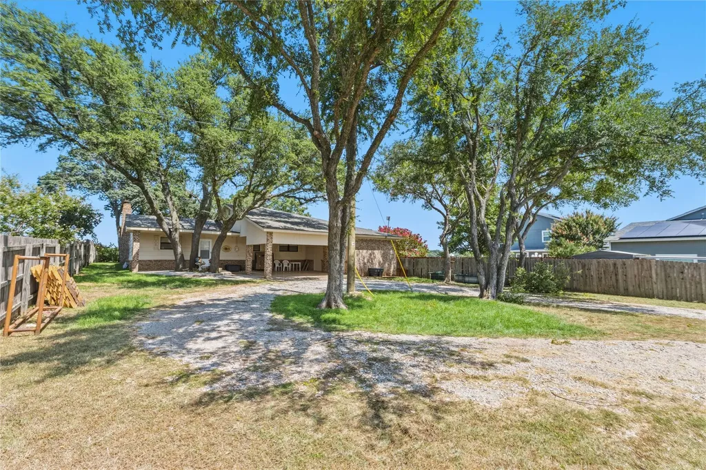 181 Mountain View Lane Brownwood TX 76801