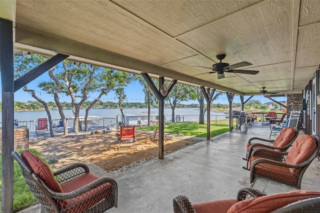 181 Mountain View Lane Brownwood TX 76801