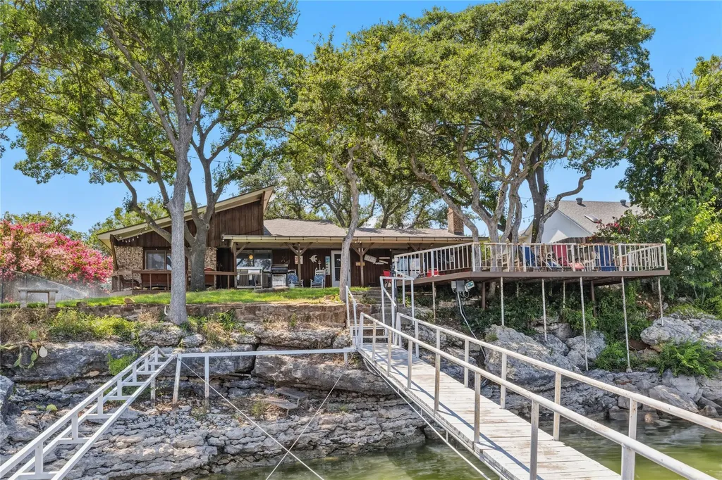 181 Mountain View Lane Brownwood TX 76801