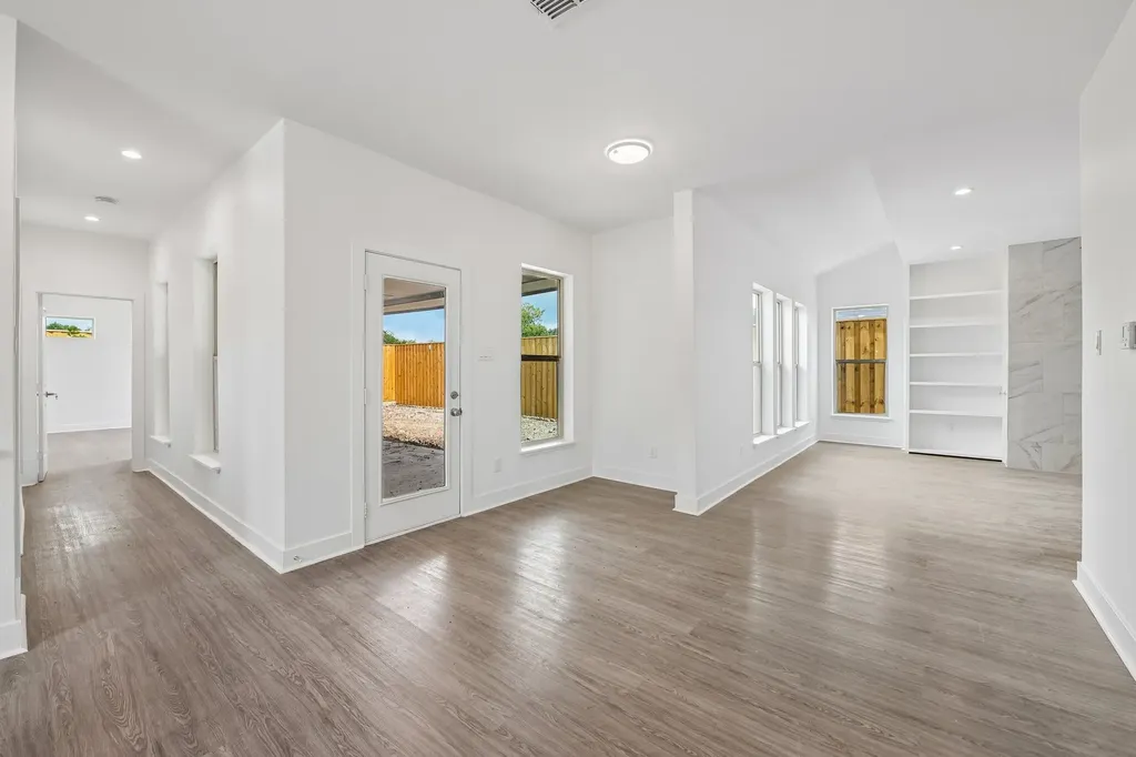 3769 Wenatche Drive Dallas TX 75233