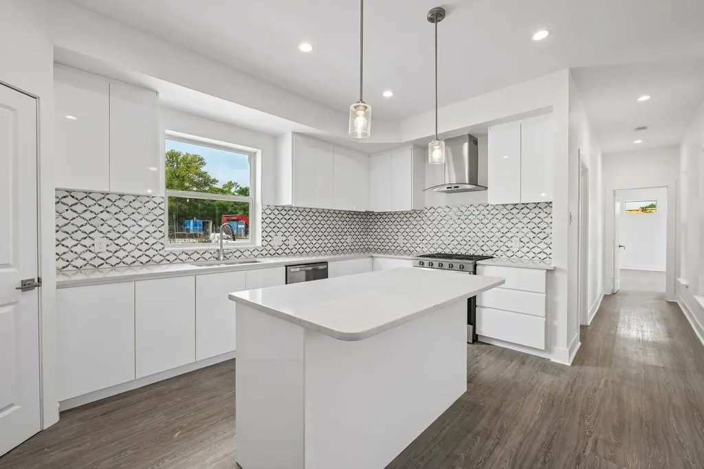 3769 Wenatche Drive Dallas TX 75233