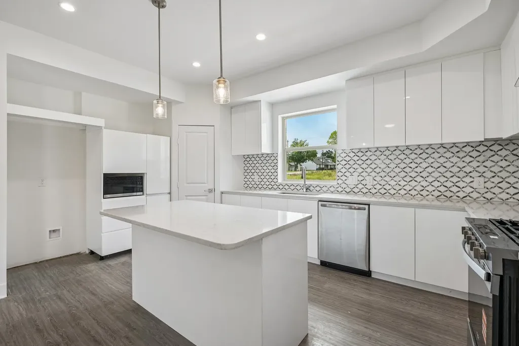 3769 Wenatche Drive Dallas TX 75233
