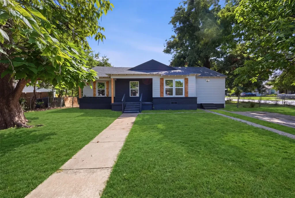 4605 Haas Drive Dallas TX 75216