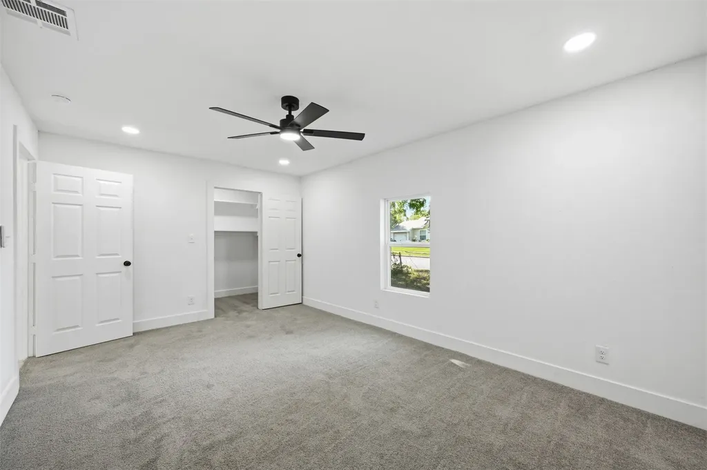 4605 Haas Drive Dallas TX 75216