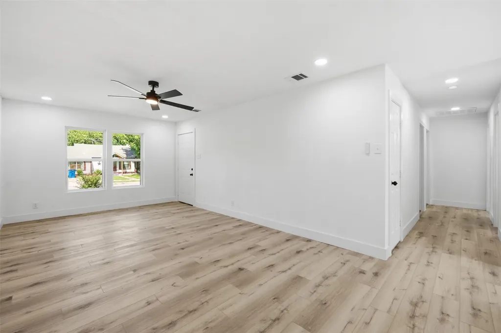 4605 Haas Drive Dallas TX 75216