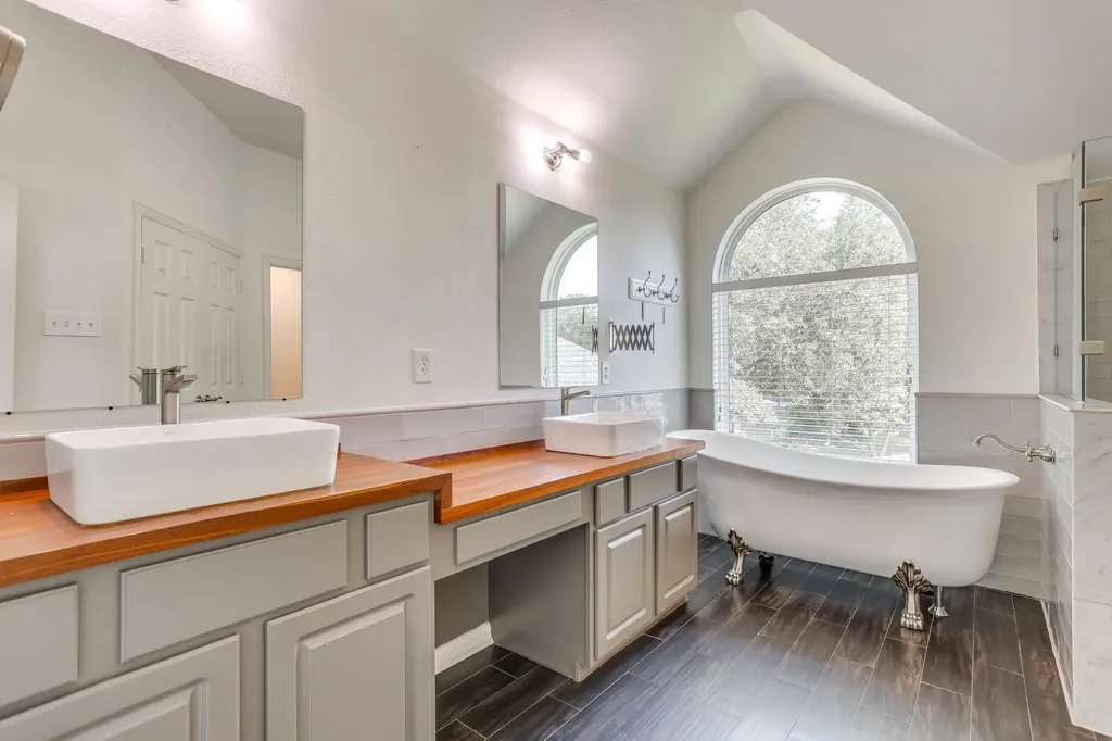18 Hideaway Court Trophy Club TX 76262