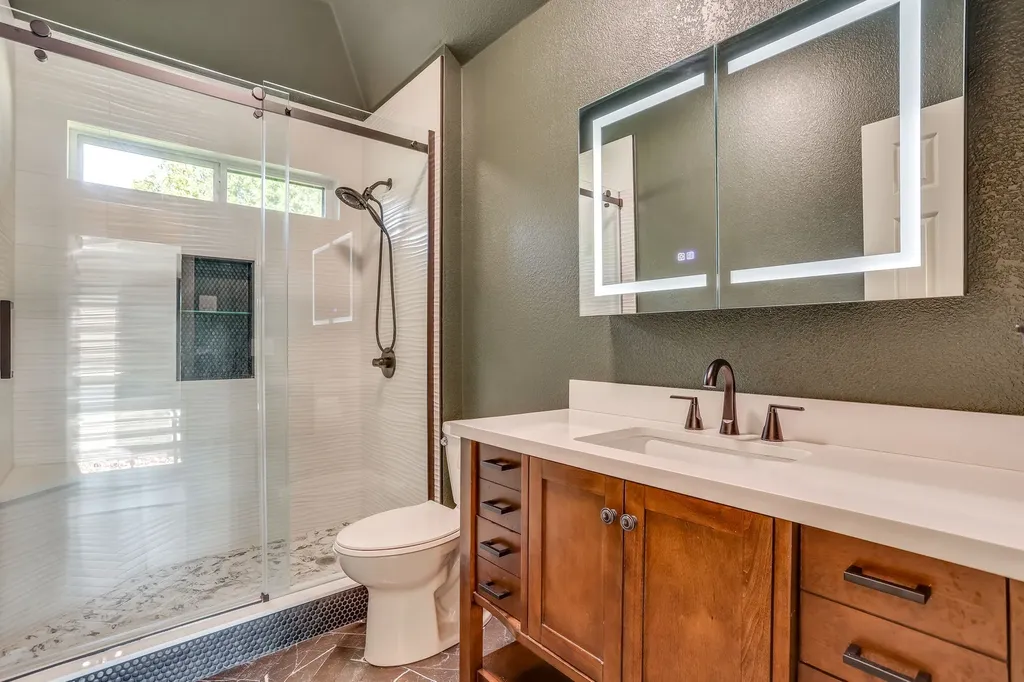 18 Hideaway Court Trophy Club TX 76262