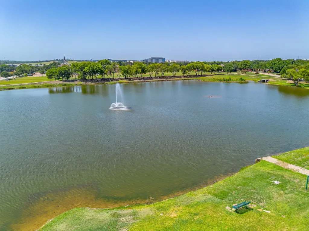 18 Hideaway Court Trophy Club TX 76262