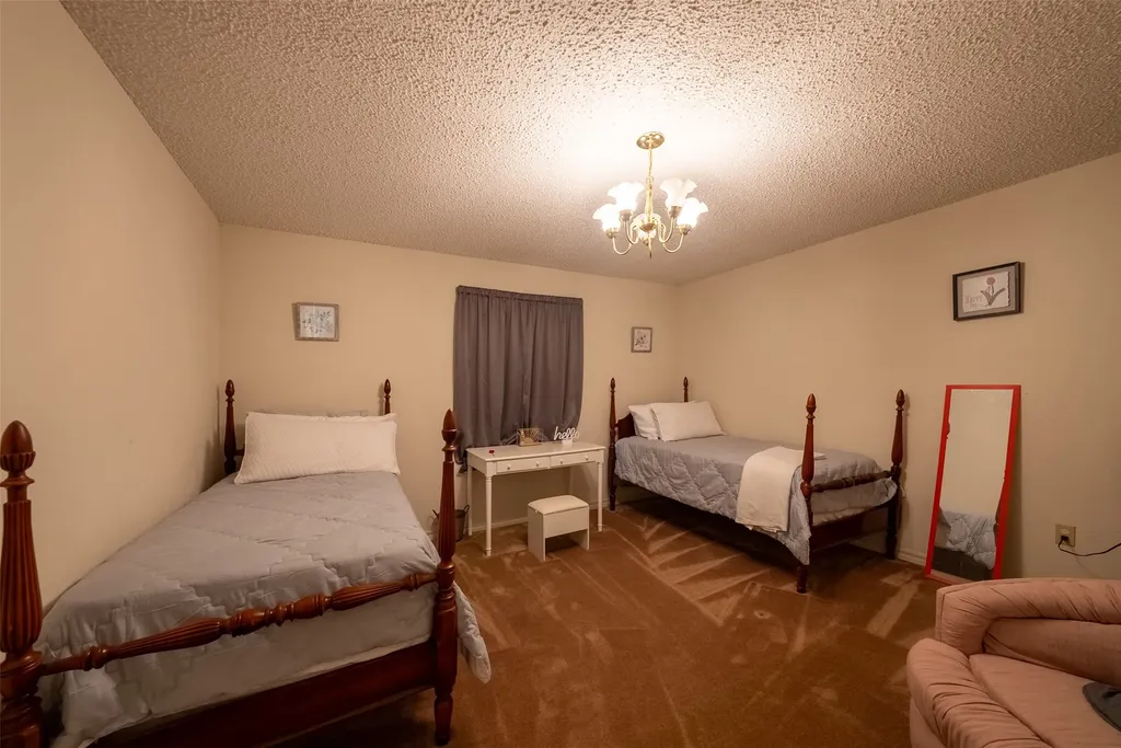 13053 County Road 3806 Murchison TX 75778