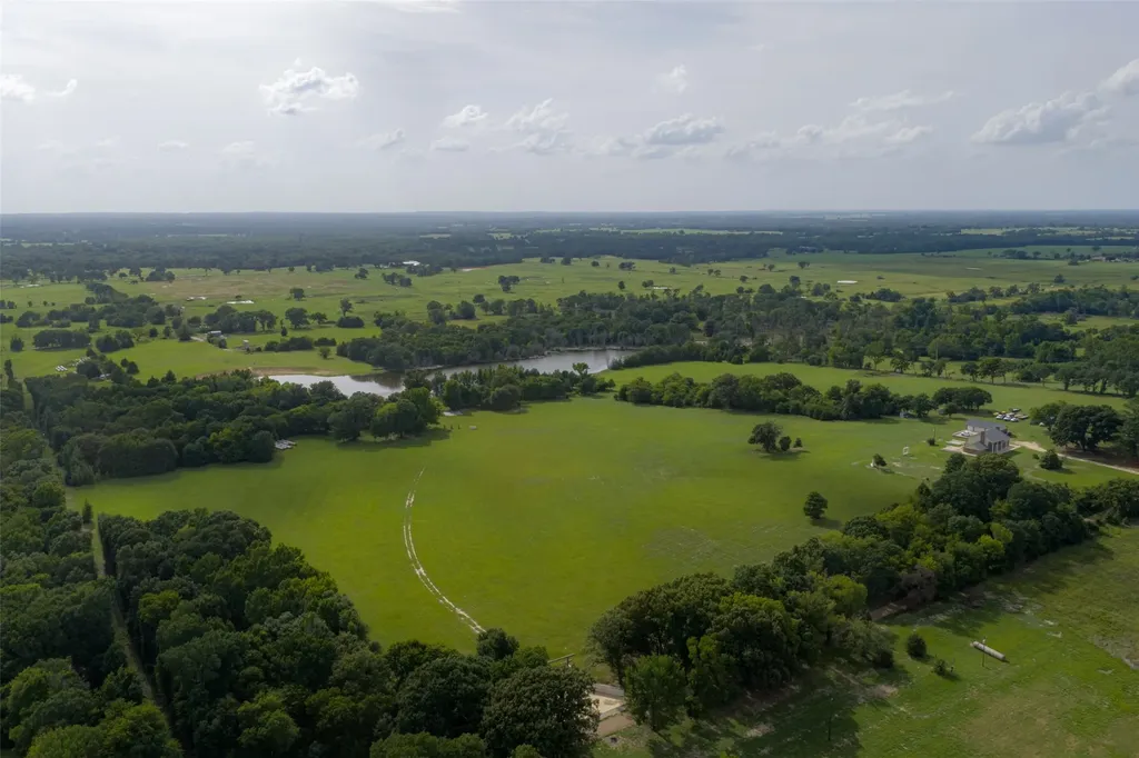13053 County Road 3806 Murchison TX 75778