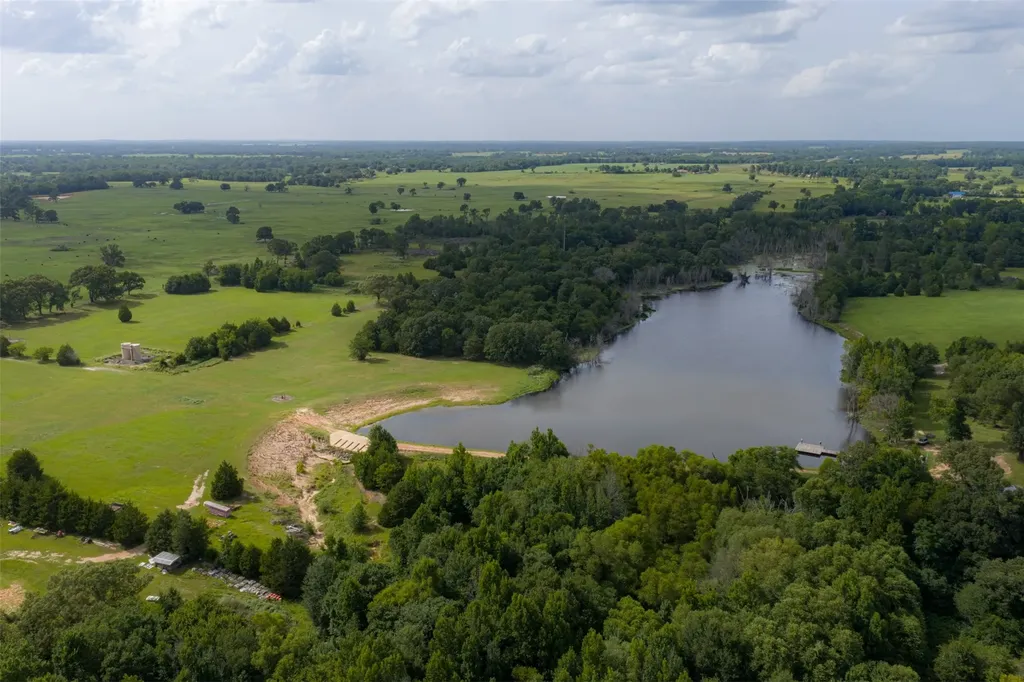 13053 County Road 3806 Murchison TX 75778