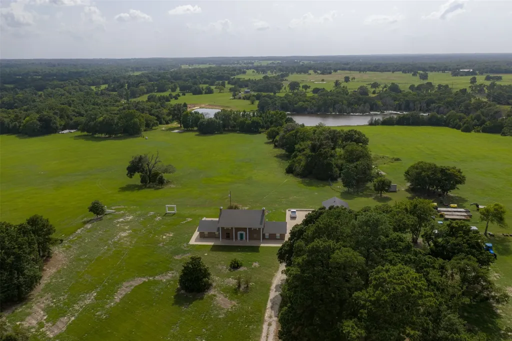 13053 County Road 3806 Murchison TX 75778