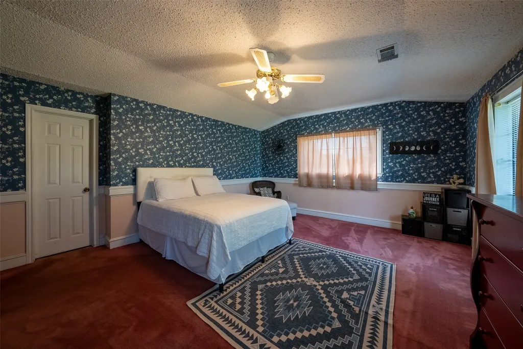 13053 County Road 3806 Murchison TX 75778