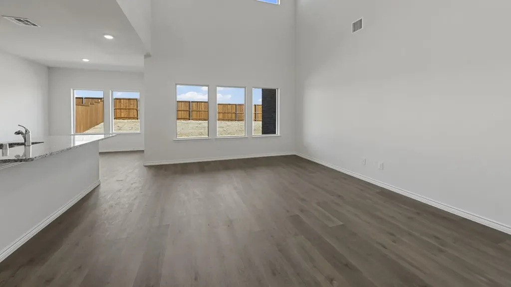 8398 Everly Drive Garland TX 75043