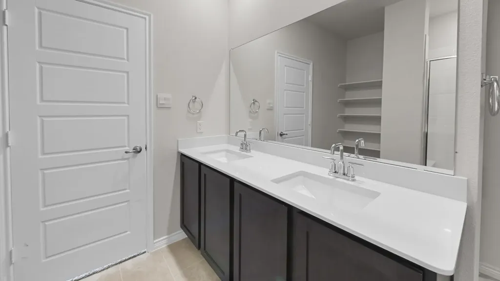 8398 Everly Drive Garland TX 75043