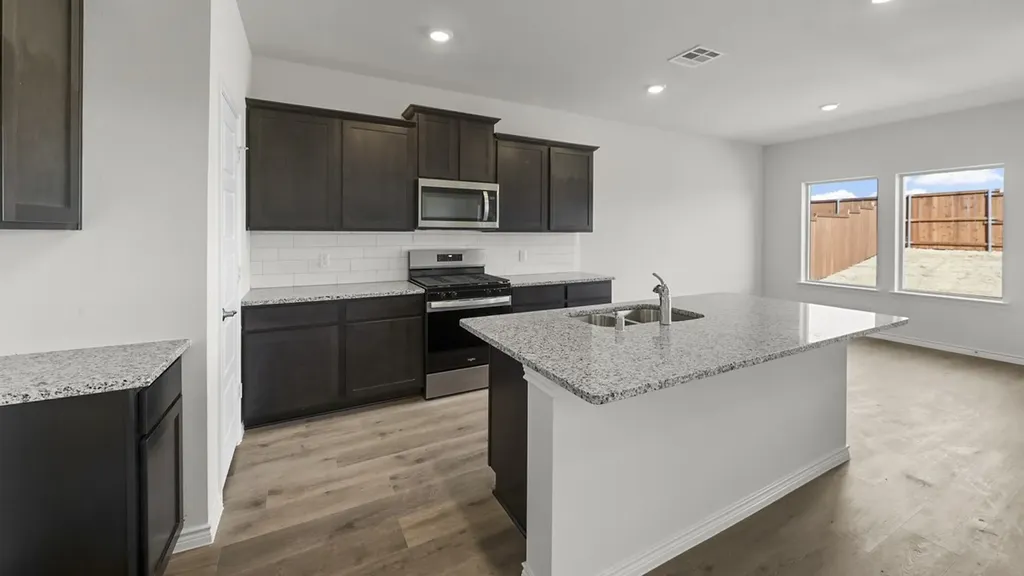8398 Everly Drive Garland TX 75043