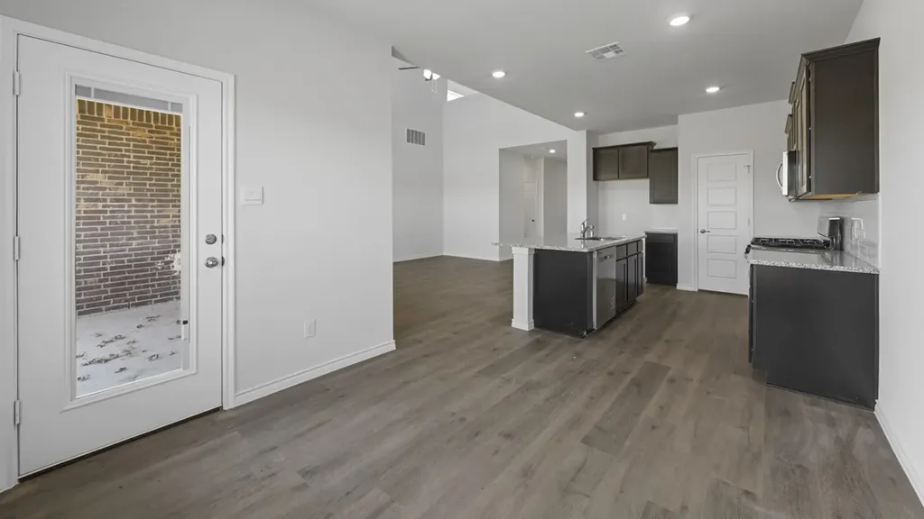 8398 Everly Drive Garland TX 75043