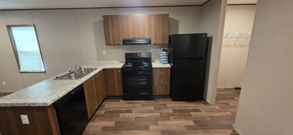225 Hcr 2127 Whitney TX 76692