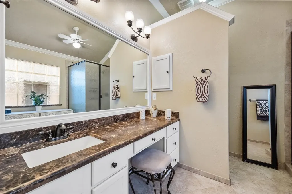 6307 Pierce Arrow Drive Arlington TX 76001