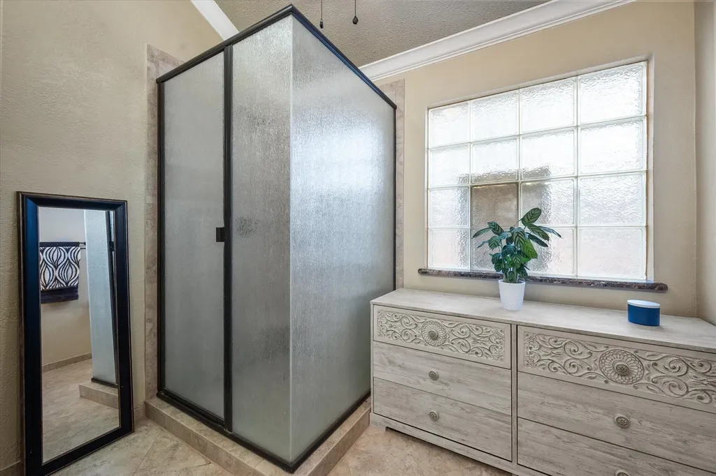 6307 Pierce Arrow Drive Arlington TX 76001
