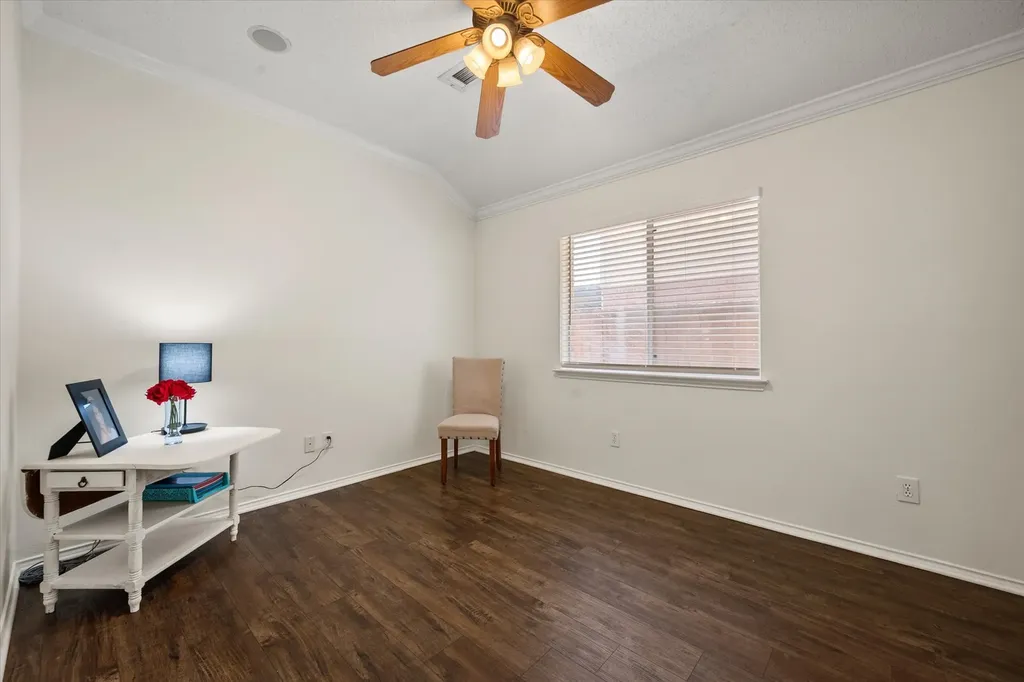 6307 Pierce Arrow Drive Arlington TX 76001