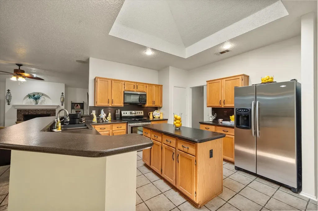 6307 Pierce Arrow Drive Arlington TX 76001