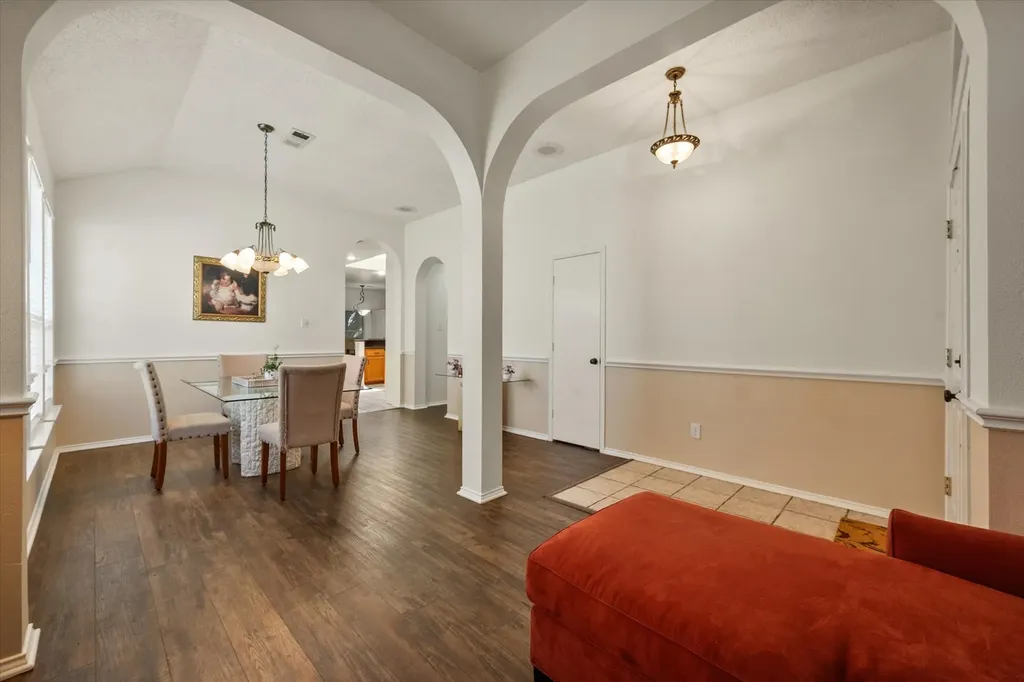 6307 Pierce Arrow Drive Arlington TX 76001