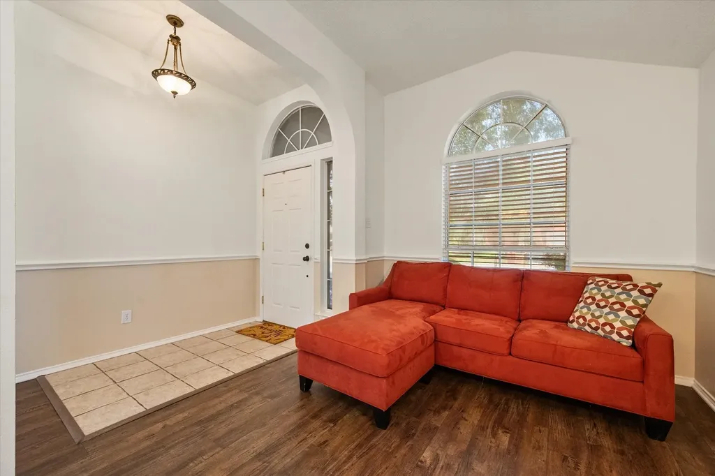 6307 Pierce Arrow Drive Arlington TX 76001