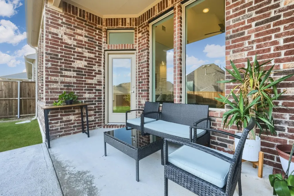 1124 Water Canna Drive Justin TX 76247