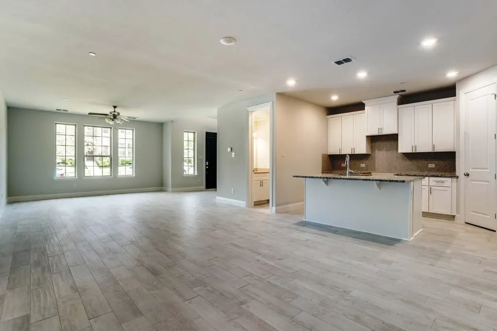 1006 Boyd Lane Euless TX 76040