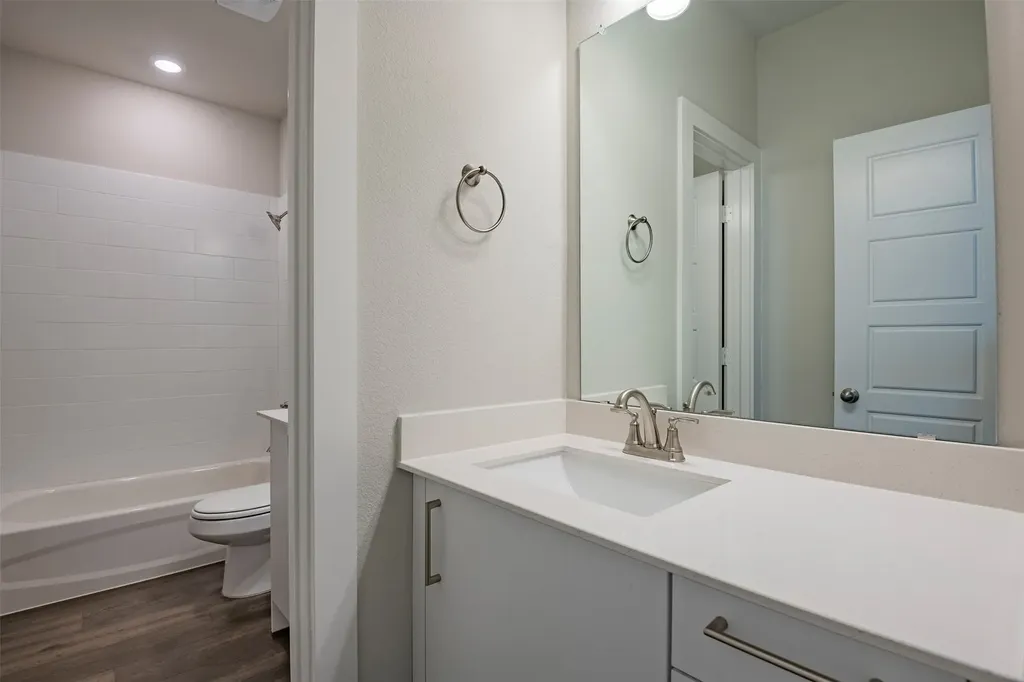 653 Wheatfield Drive Venus TX 76084