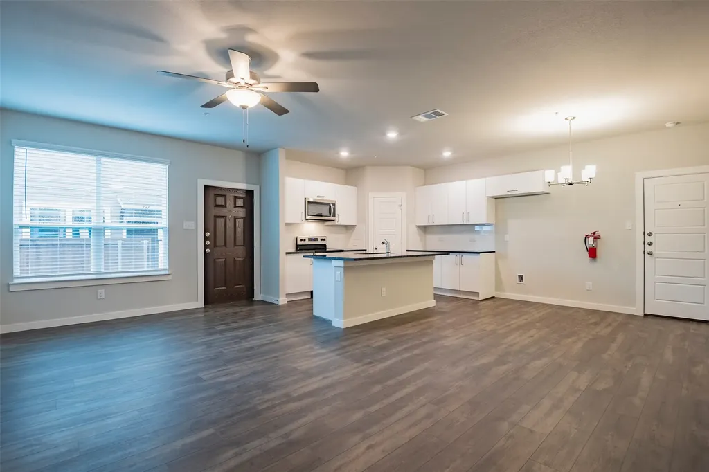 653 Wheatfield Drive Venus TX 76084