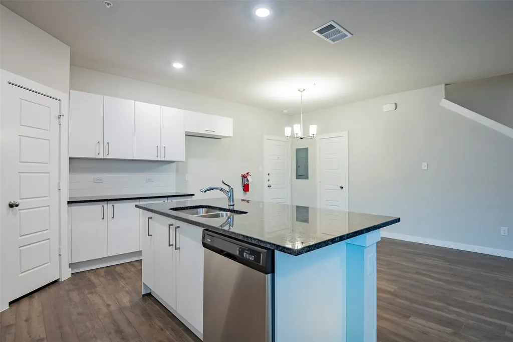 653 Wheatfield Drive Venus TX 76084