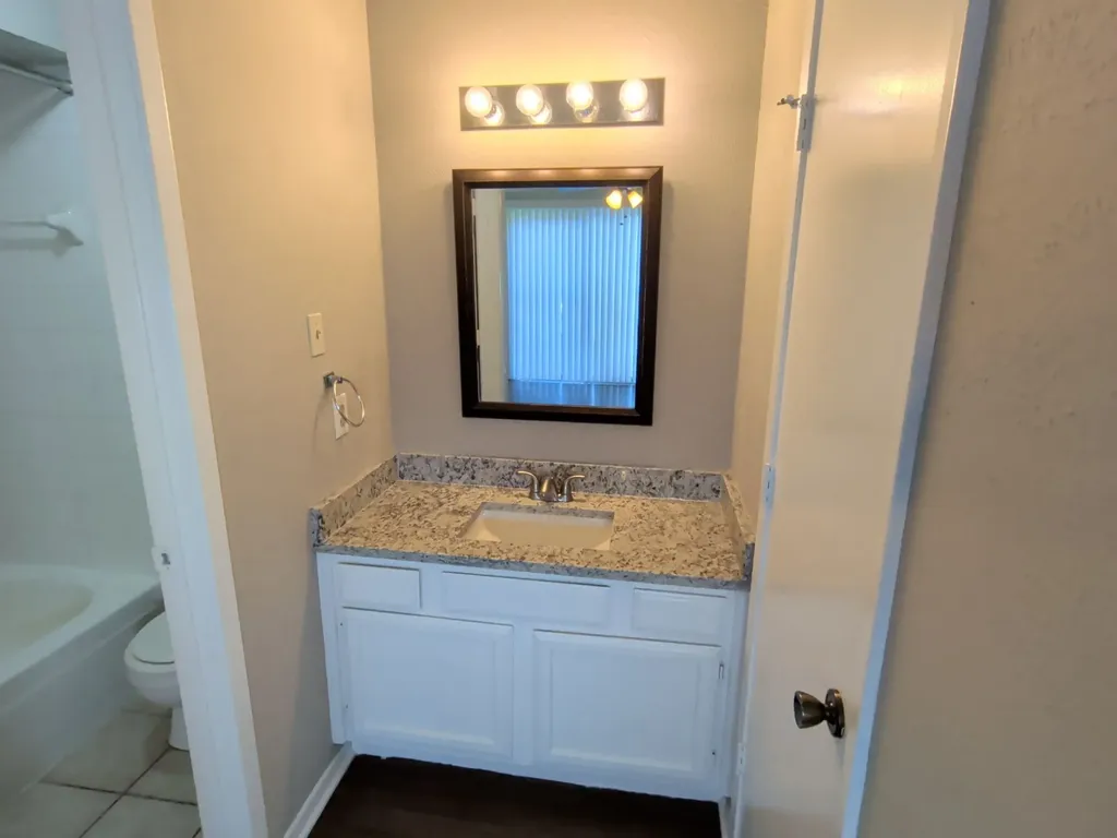 1703 Chittam Drive Euless TX 76039