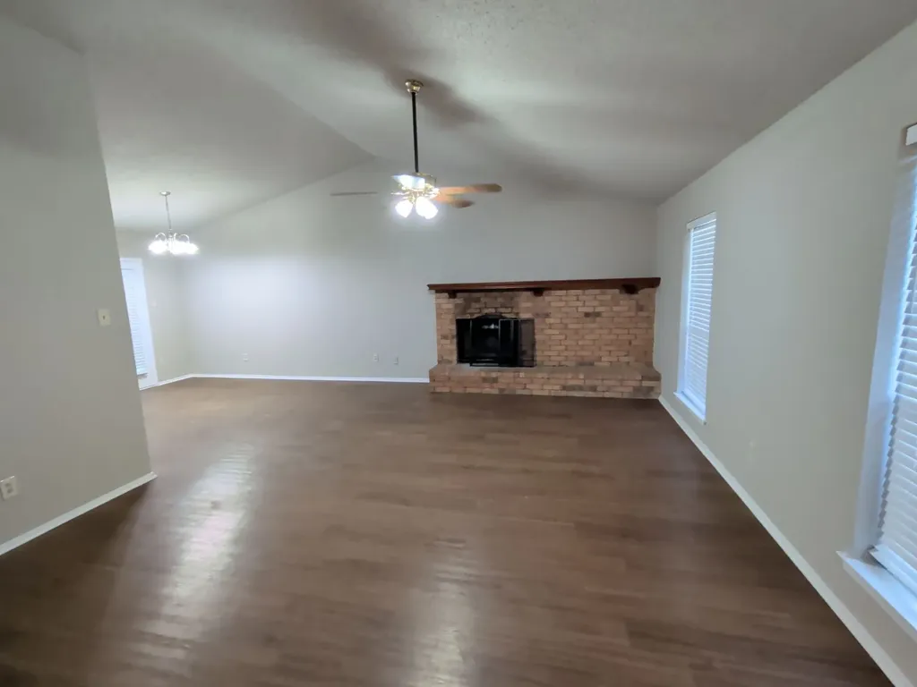 1703 Chittam Drive Euless TX 76039