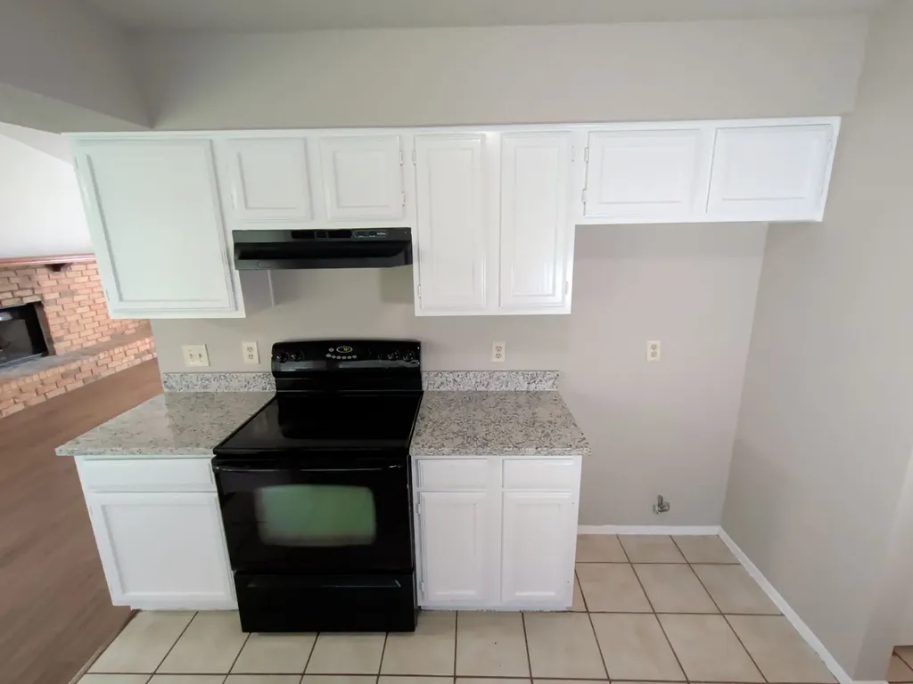 1703 Chittam Drive Euless TX 76039