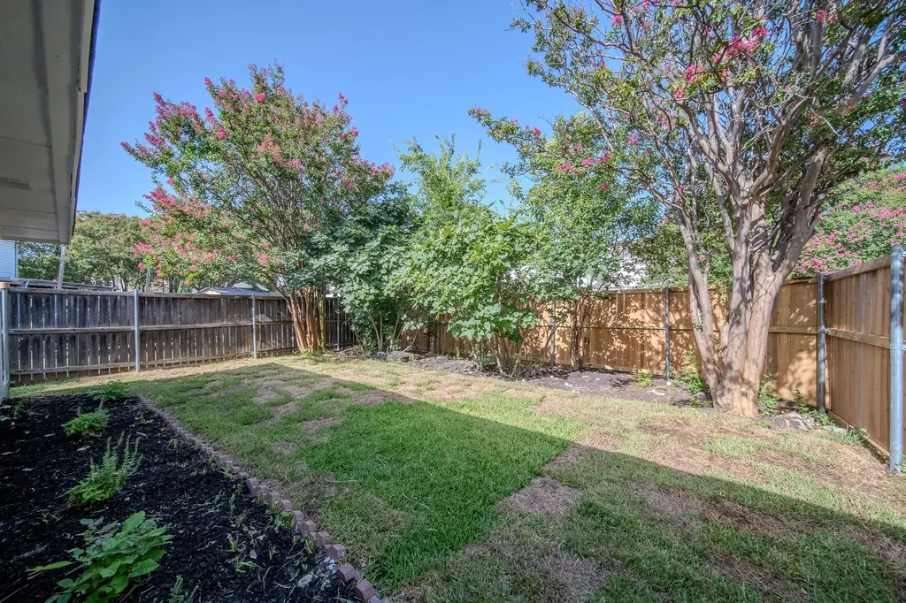 3204 Knights Haven Lane Garland TX 75044