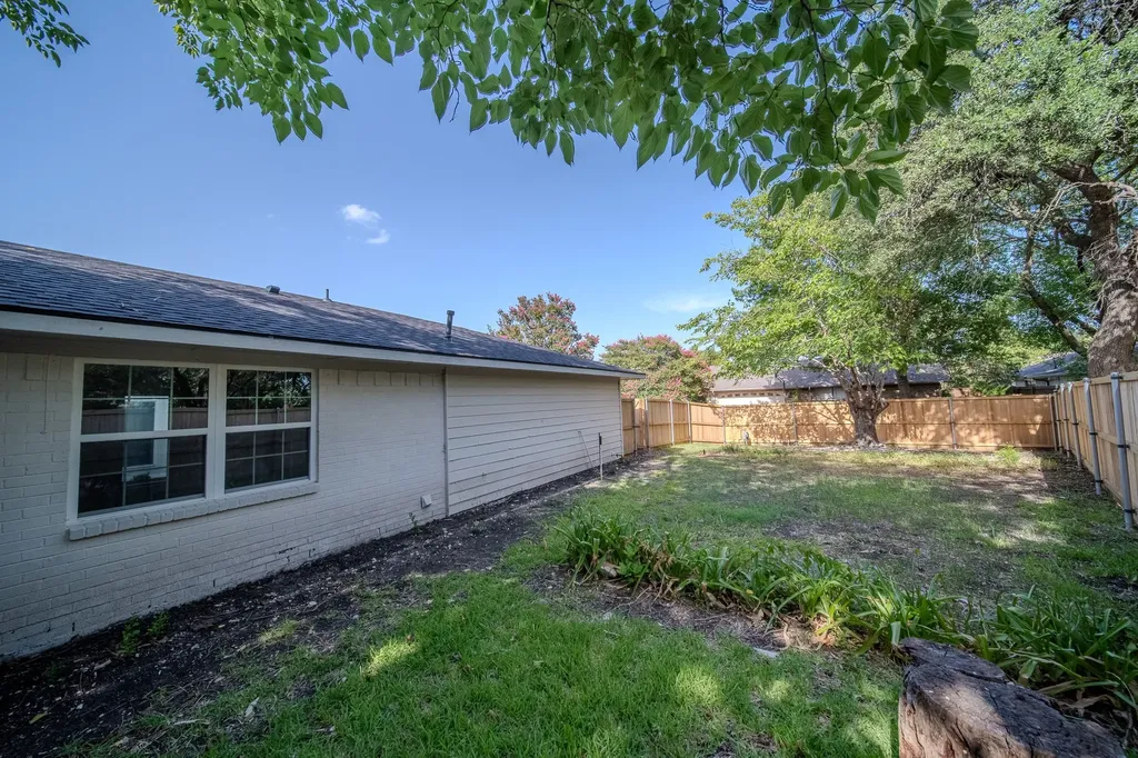 3204 Knights Haven Lane Garland TX 75044