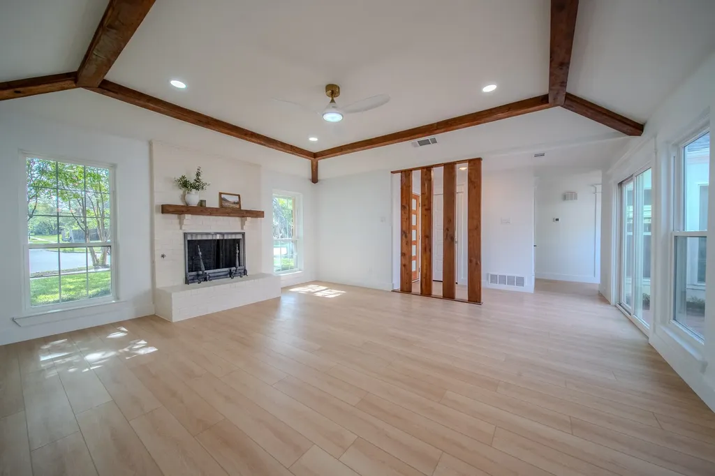 3204 Knights Haven Lane Garland TX 75044
