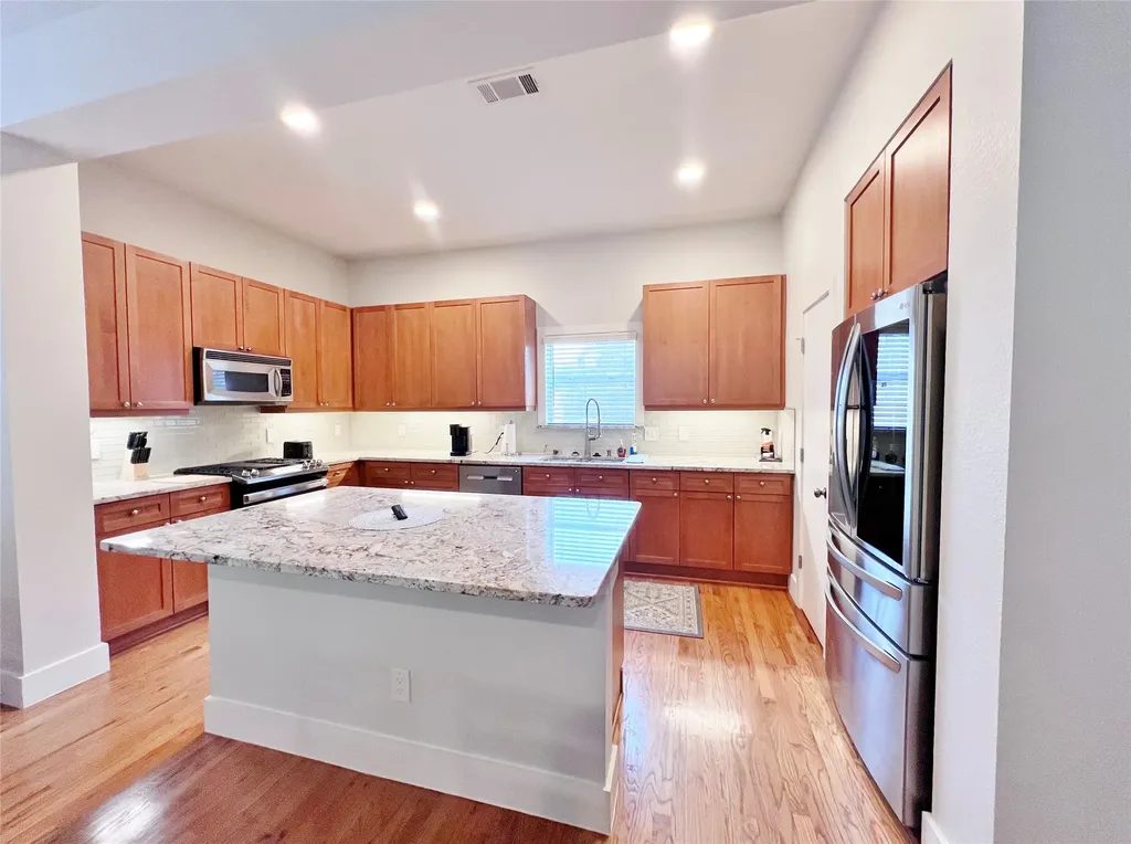 4830 Cedar Springs Road Dallas TX 75219