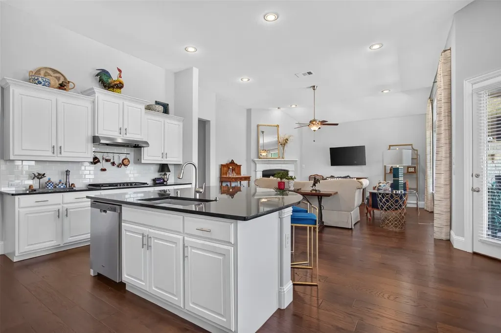2809 Abundant Court Heath TX 75126