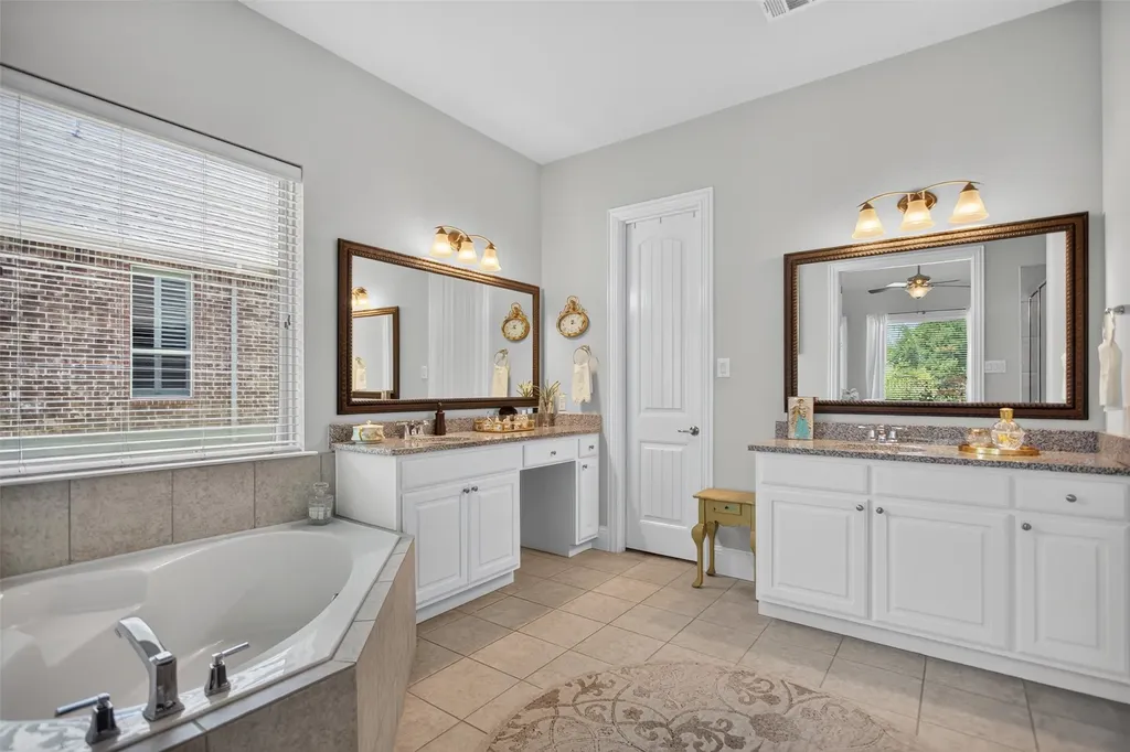 2809 Abundant Court Heath TX 75126
