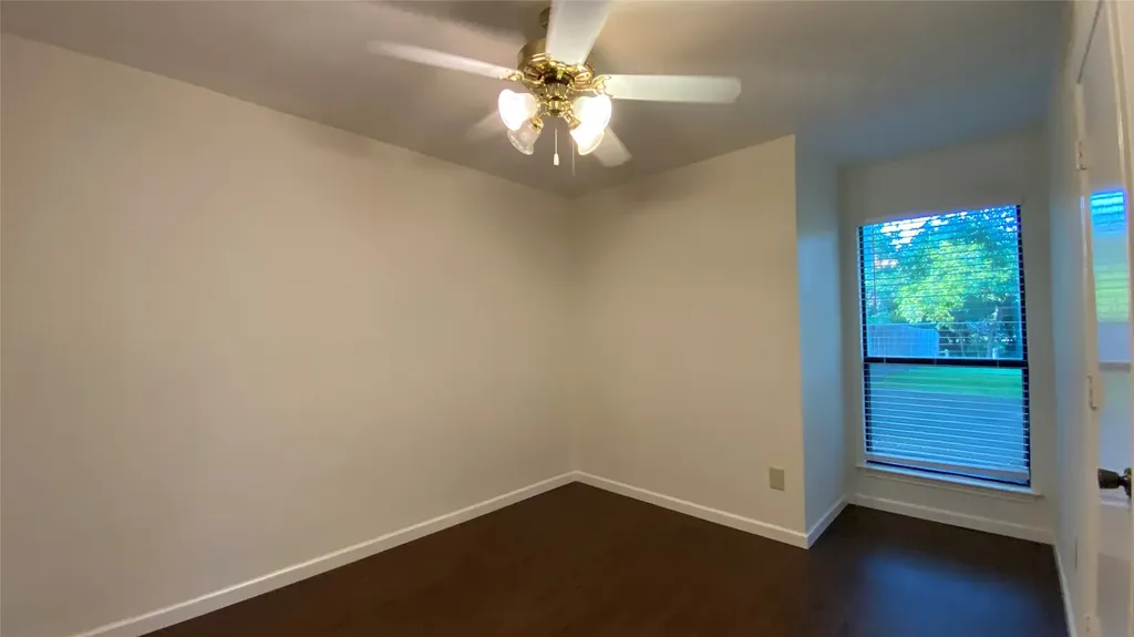 208 E Denton Drive Euless TX 76039