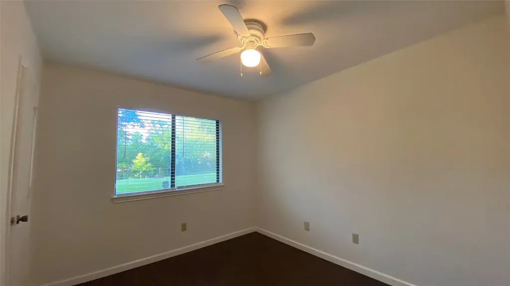 208 E Denton Drive Euless TX 76039