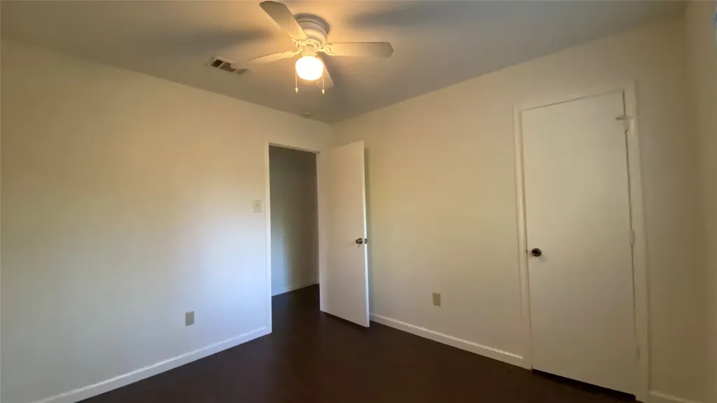 208 E Denton Drive Euless TX 76039