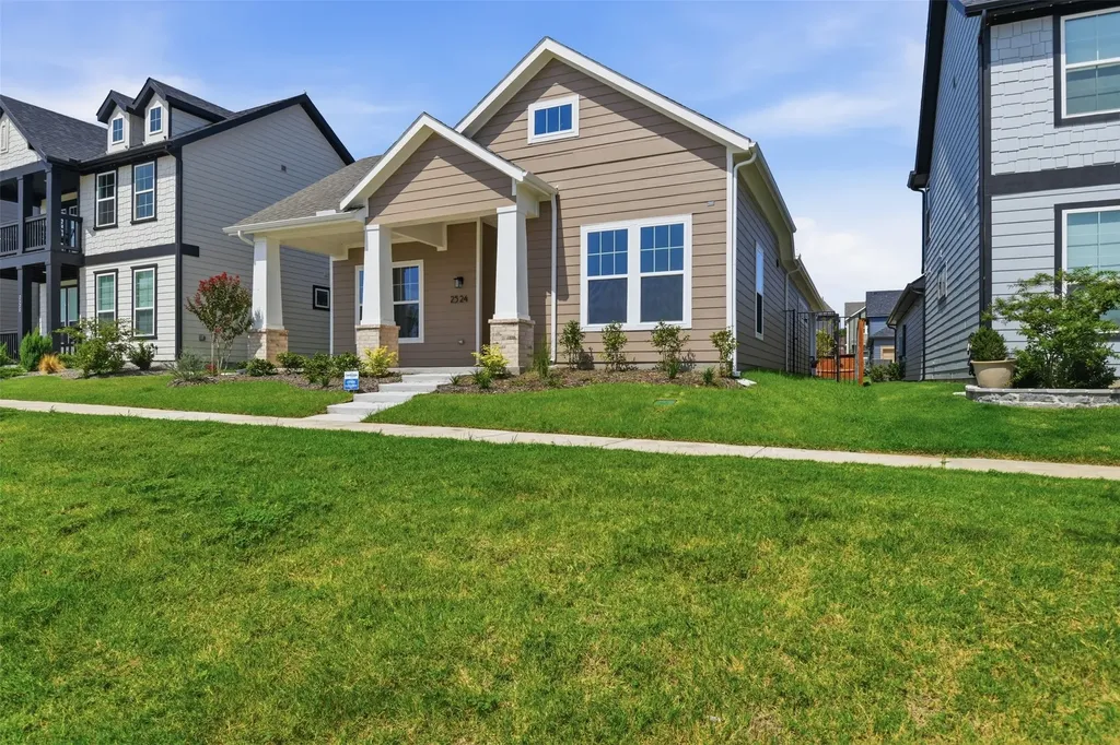 2524 Ballaster Mews Rowlett TX 75088