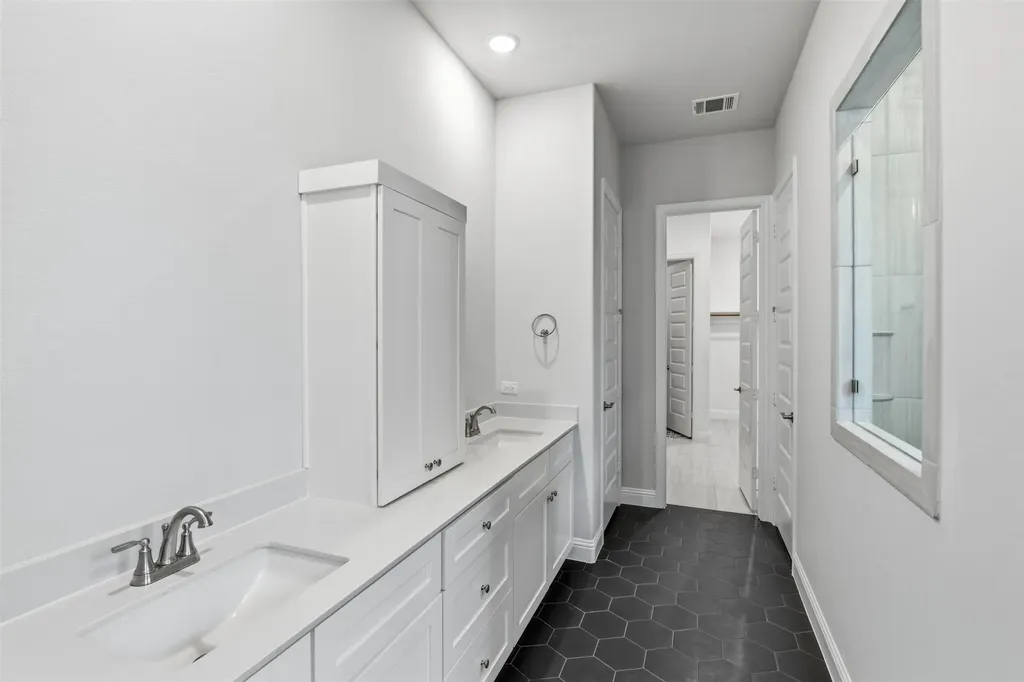 2524 Ballaster Mews Rowlett TX 75088