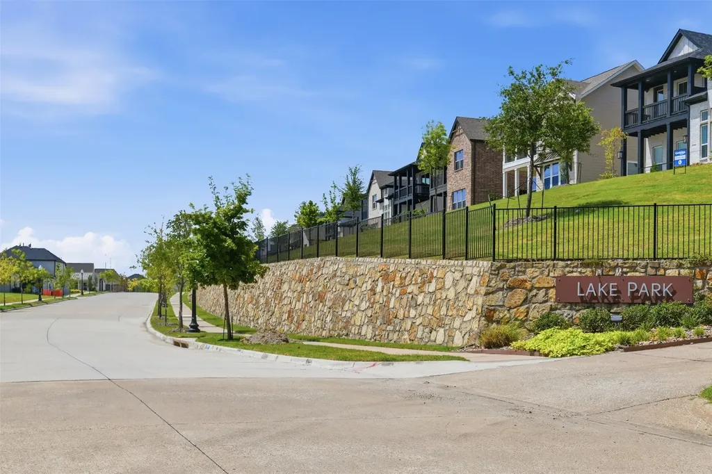 2524 Ballaster Mews Rowlett TX 75088
