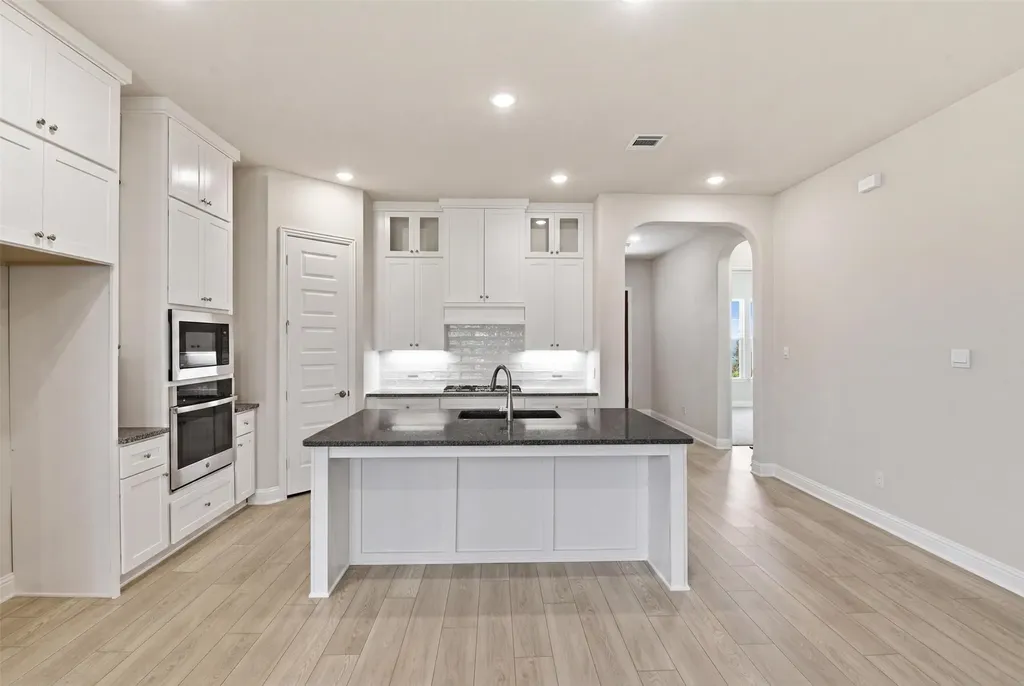 2524 Ballaster Mews Rowlett TX 75088
