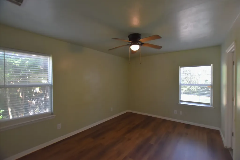 1718 Summit Street Mesquite TX 75149